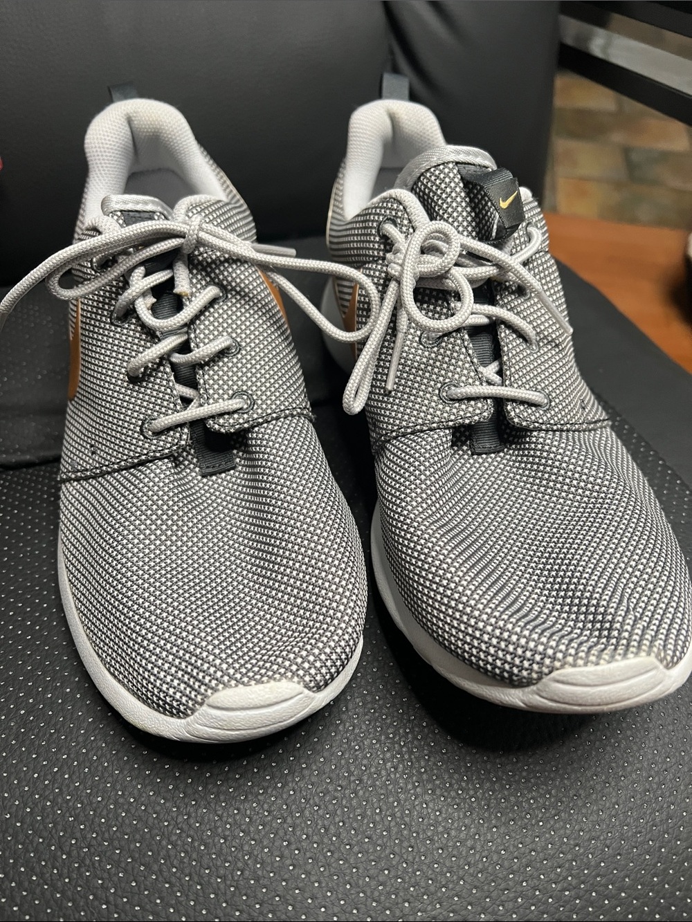 Nike Women's Gray and Black Mesh Athletic Shoes